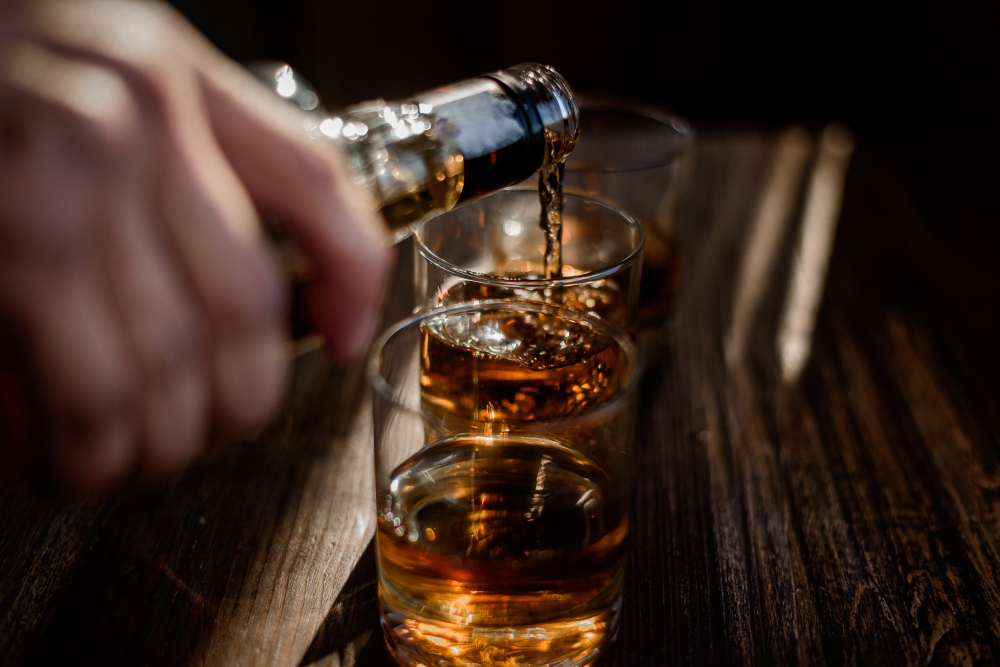 Власти жестко повысили требования к производителям алкоголя